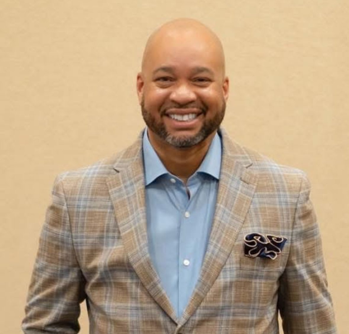 Elijah Rodriguez  - Professional Author